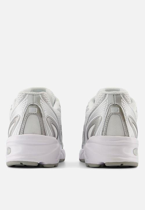 New Balance  - U740WM2