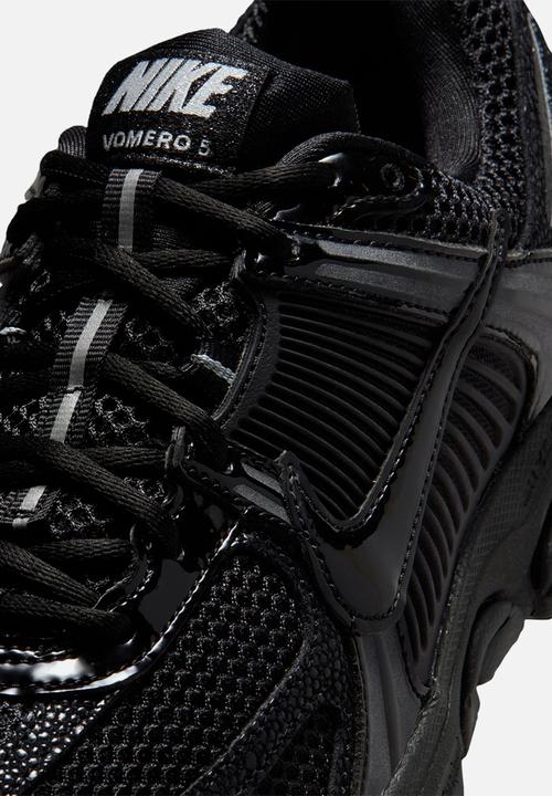 Nike - Nike Zoom Vomero 5