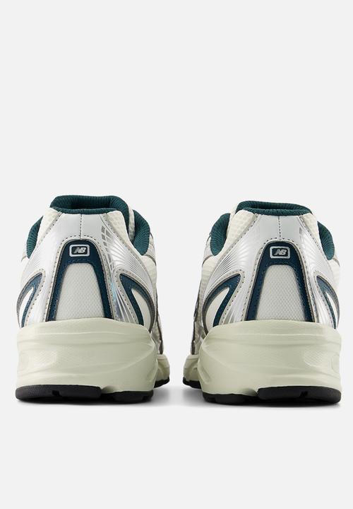 New Balance  - U7402EL