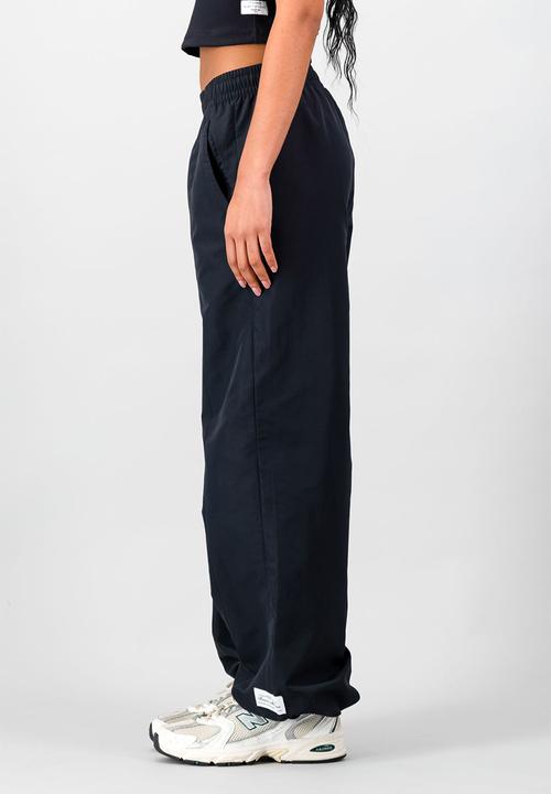 Burnt  - Stile Di Vita Utility Pant 7/8 - Black