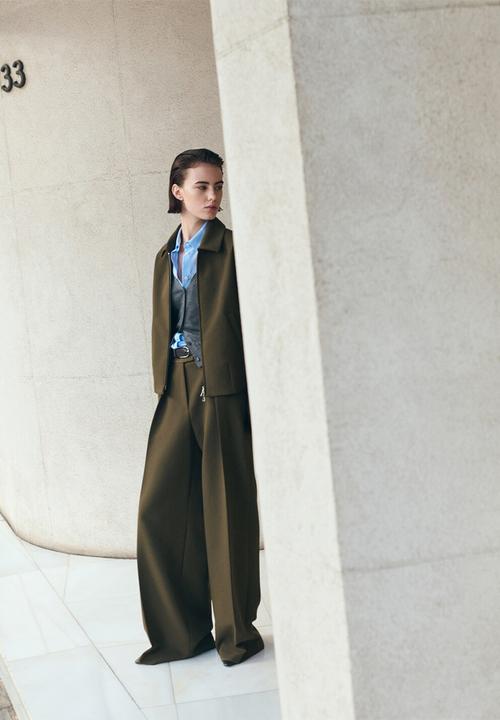 MANGO - Jacket cintu - khaki