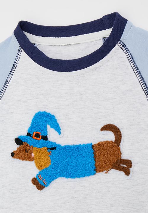 Pop Candy - Chenille embroidered raglan sleeve tee - blue/pale grey/dachshund