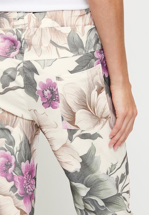 Stella Morgan - Italian Made Creased Printed Jogger With Drawcord - Cream Floral