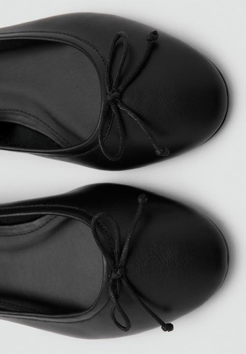 MANGO - Plano pump - black