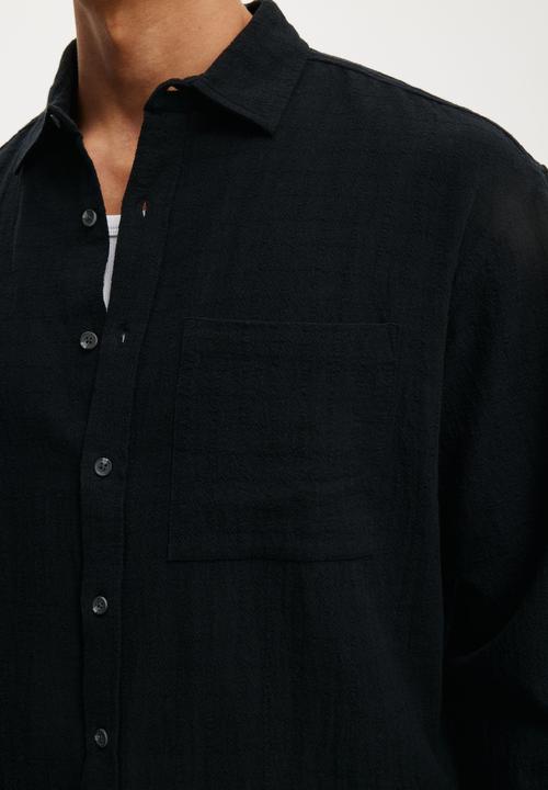 Cotton On - Remi Long Sleeve Shirt - Washed Black Dobby