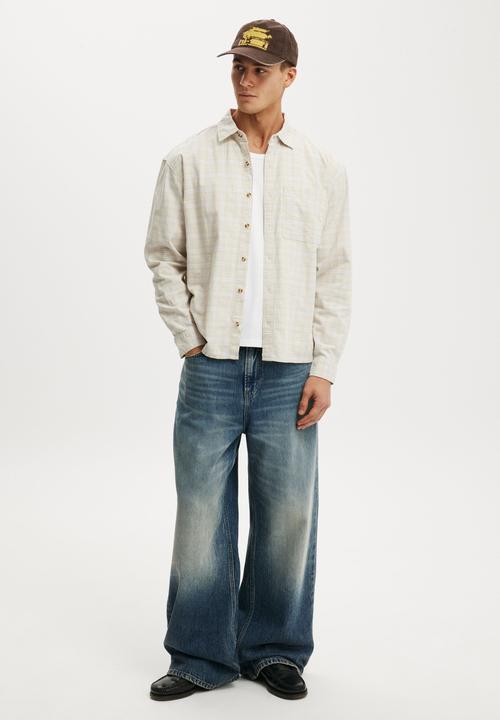 Cotton On - Remi Long Sleeve Shirt - Stone Textured Check
