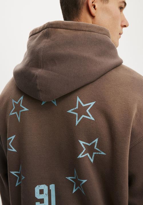 Cotton On - Box Fit Graphic Hoodie - Washed Chocolate/Ninety One