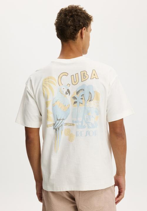 Cotton On - Box Fit Graphic T-shirt - Vintage White/Cuba