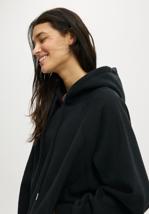 Cotton On - Plush Premium Raglan Slve Hoodie - Black