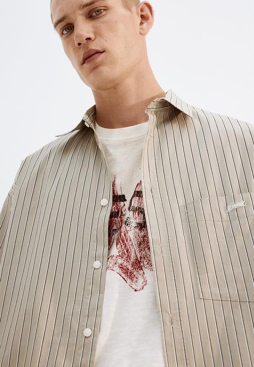 H&M - Loose fit poplin shirt - beige pinstriped