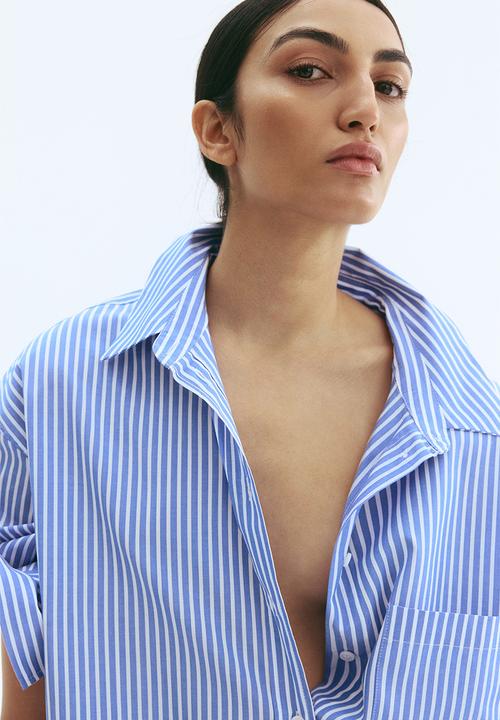 H&M - Oversized cotton poplin shirt - light blue & white striped