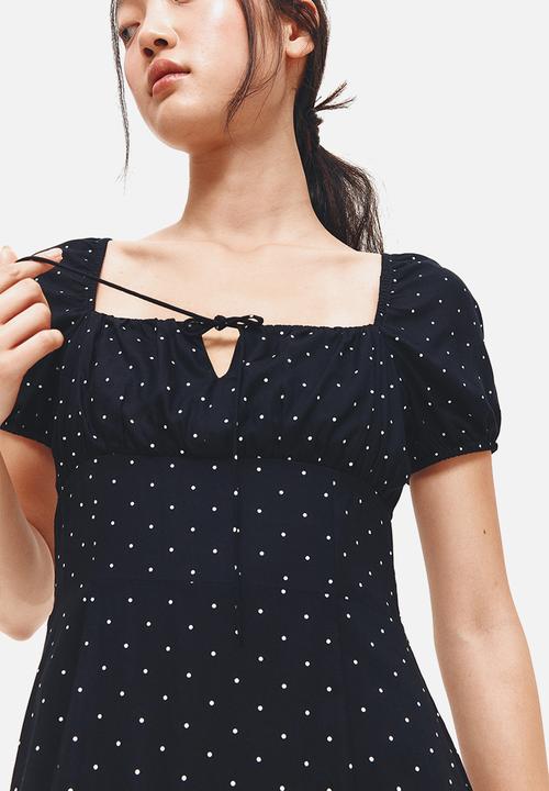 H&M - Puff-sleeved dress - black spotted