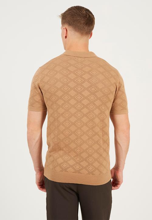 Brave Soul - Short Sleeved Open Collar Knitted Polo - Light Tan