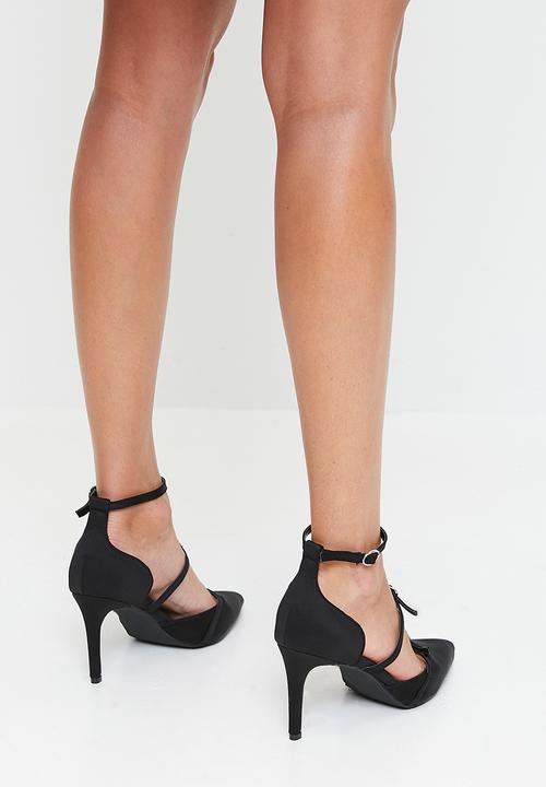 Madison® - Nabila closed toe ankle strap - black