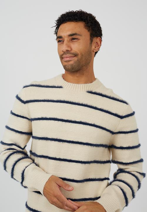 Brave Soul - Crew Neck Knitted Top - Ecru / Navy