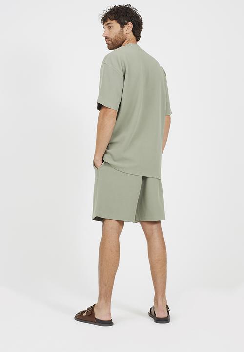 Brave Soul - Relaxed Fit, Short Sleeve Tshirt- Washed Sage