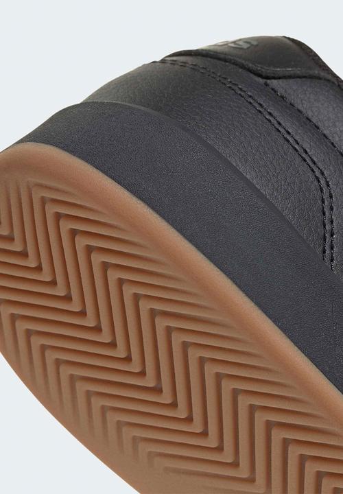 adidas Performance - Breaknet 3.0 J - Core Black/Core Black/Grey Five