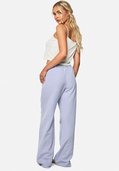 boohoo - Pointelle cami top & wide leg trousers pyjama set - blue