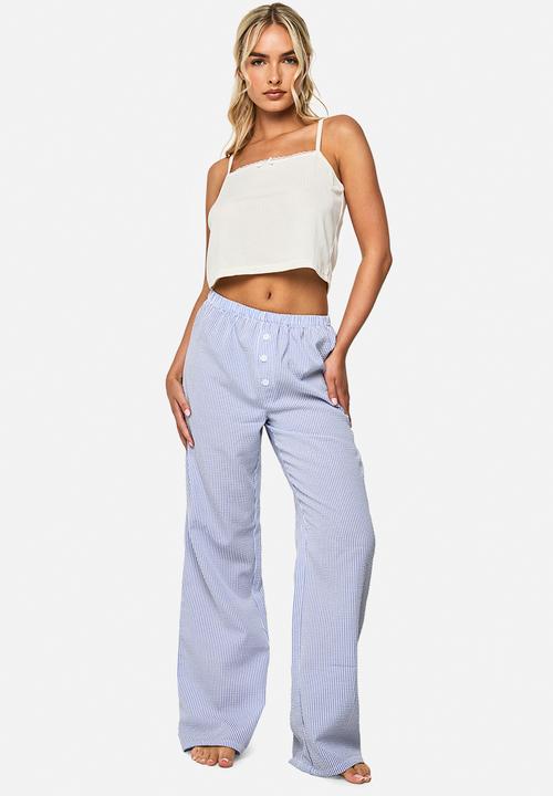 boohoo - Pointelle cami top & wide leg trousers pyjama set - blue