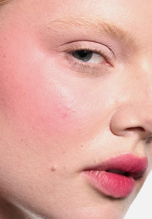 MAC - Powder Kiss Lip + Cheek Mousse - Billion $ Smile