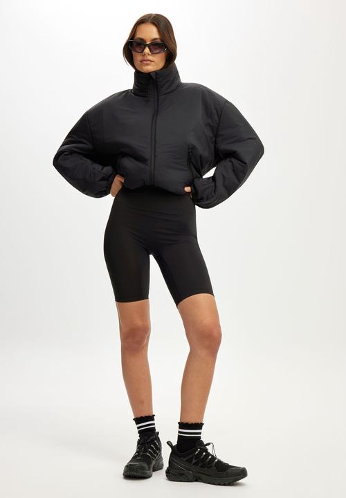 Cotton On - Ultra Move Mid Length Bike Short - Black