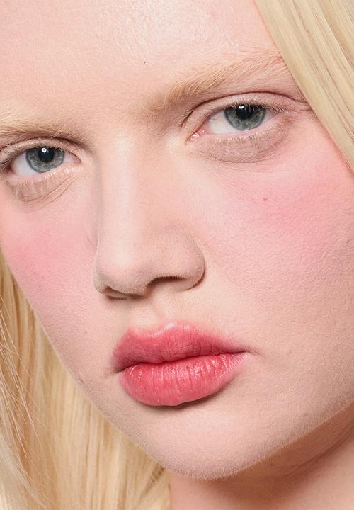 MAC - Powder Kiss Lip + Cheek Mousse - Ruby Boo