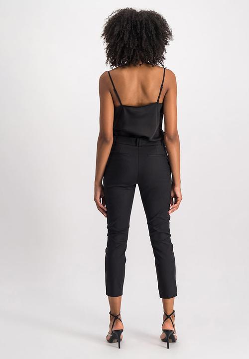 Forever New - Grace 7/8th slim pants in black - black