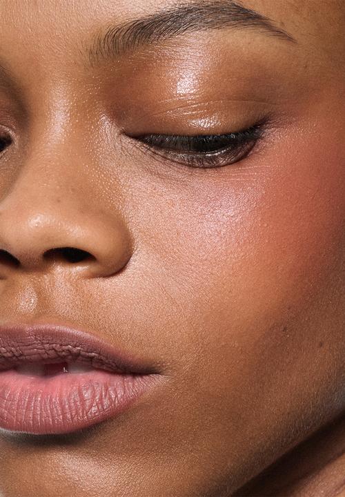 MAC - Powder Kiss Lip + Cheek Mousse - Over The Taupe