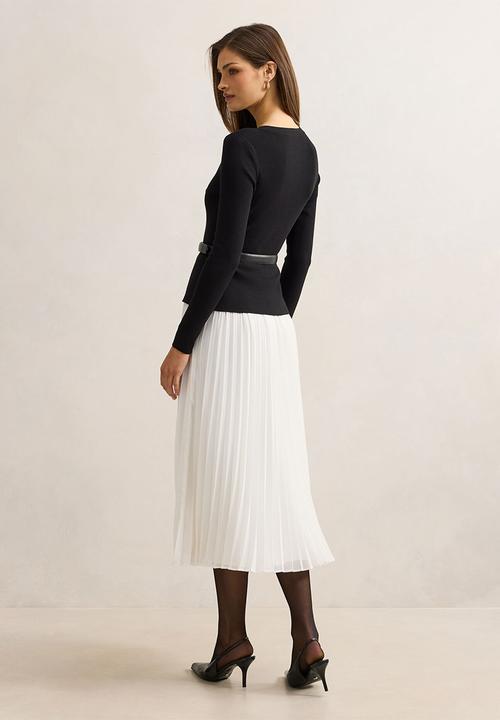 Forever New - Louisa woven mix knit dress in mono