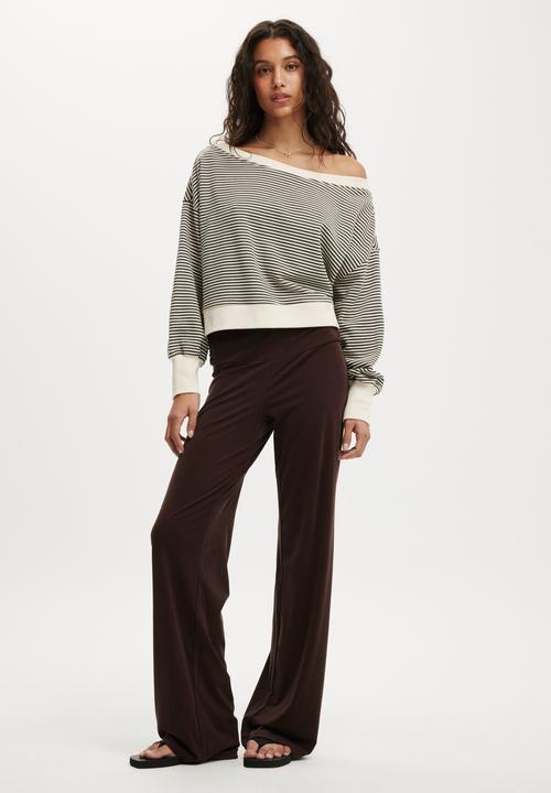 Cotton On - Off Shoulder Sweatshirt - Cream/Slate Stripe