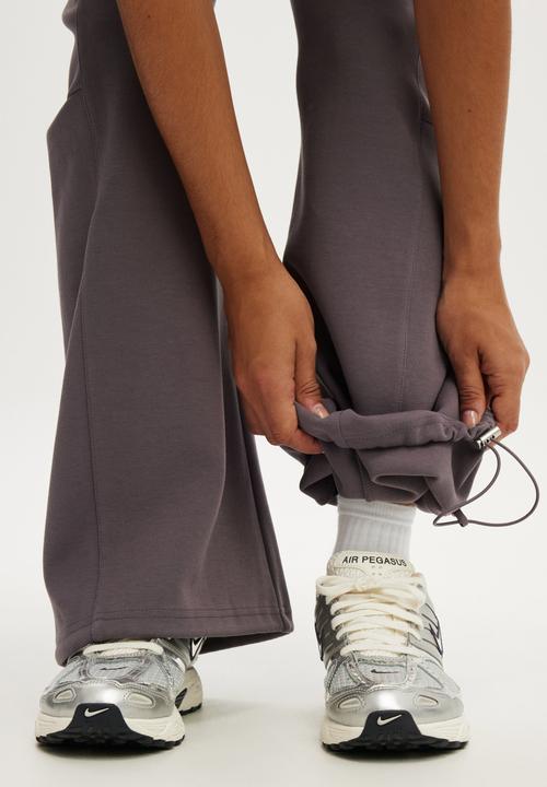 Cotton On - Summer Fleece Barrel Sweatpant - Violet Grey
