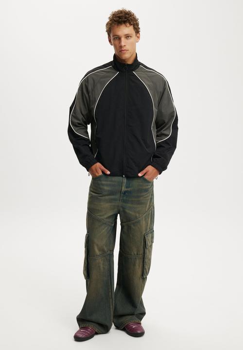 Cotton On - Panelled Spray Jacket - Black & Grey