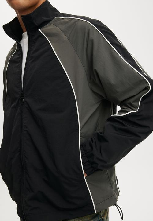 Cotton On - Panelled Spray Jacket - Black & Grey