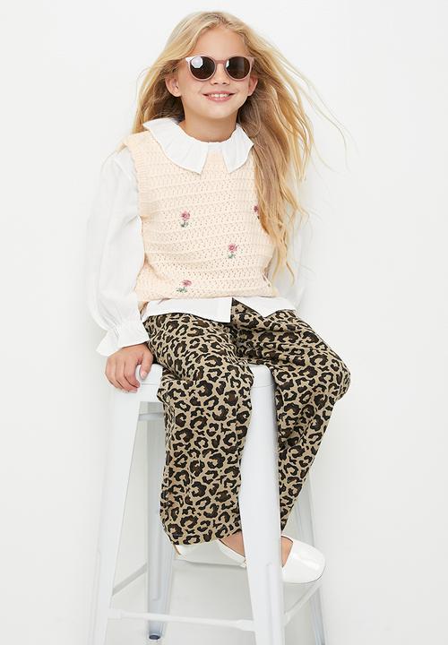 Pop Candy - Knitted floral vest with pleated collar shirt - white/neutral