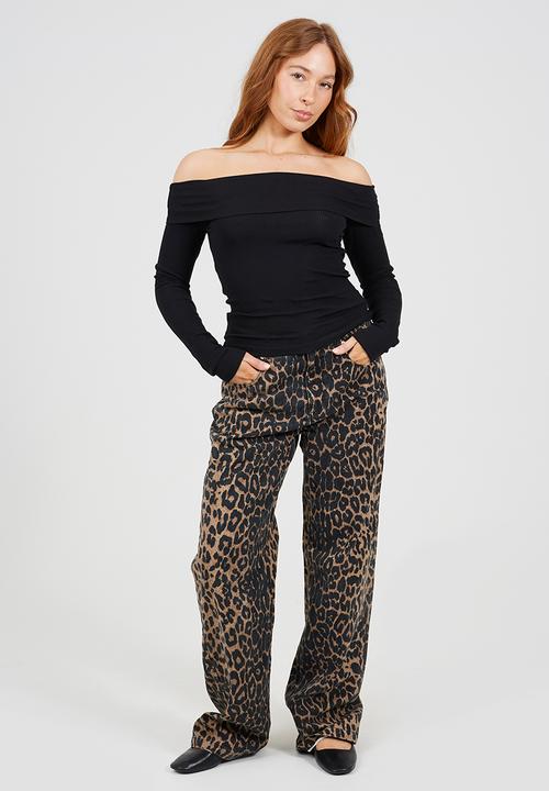 Brave Soul - Ladies Long Sleeve Wide Neck Top - Black