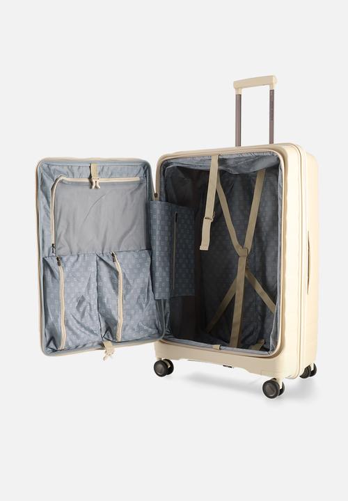 Steve Madden - Manhattan Large Jet Set Luggage - Cream