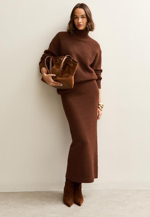 New Look -  Longline Stand Neck Jumper - dark brown
