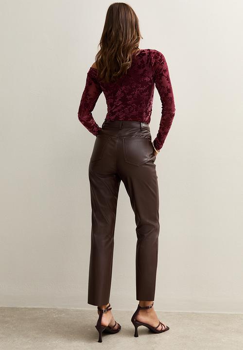 New Look - Faux Leather Straight Leg Trousers - dk brown