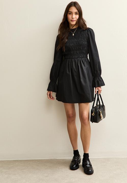 New Look - Ex ls poplin shirr bodice mini - black