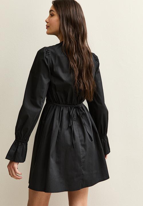 New Look - Ex ls poplin shirr bodice mini - black