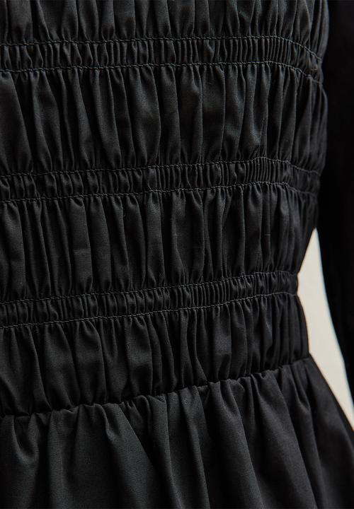 New Look - Ex ls poplin shirr bodice mini - black