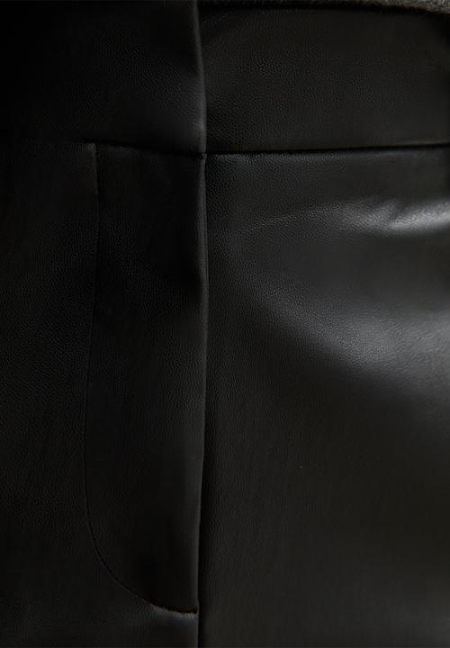 New Look - Faux Leather Barrel Leg Trousers - black
