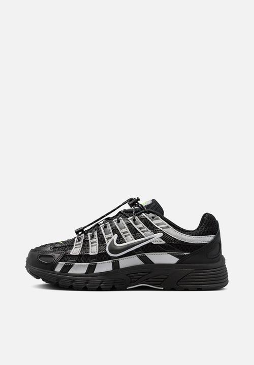 Nike - Nike P-6000