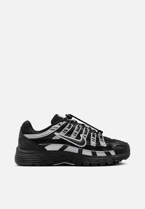 Nike - Nike P-6000