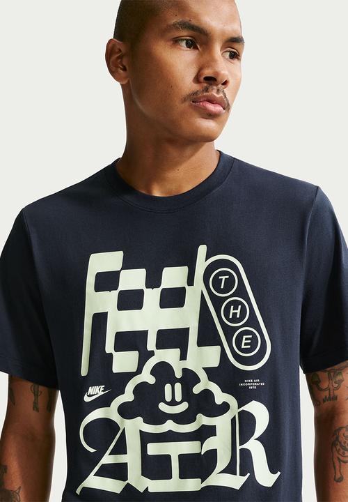 nike air cloud t shirt