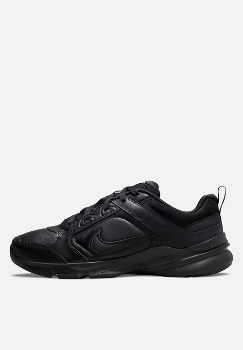 Nike - Defy All Day