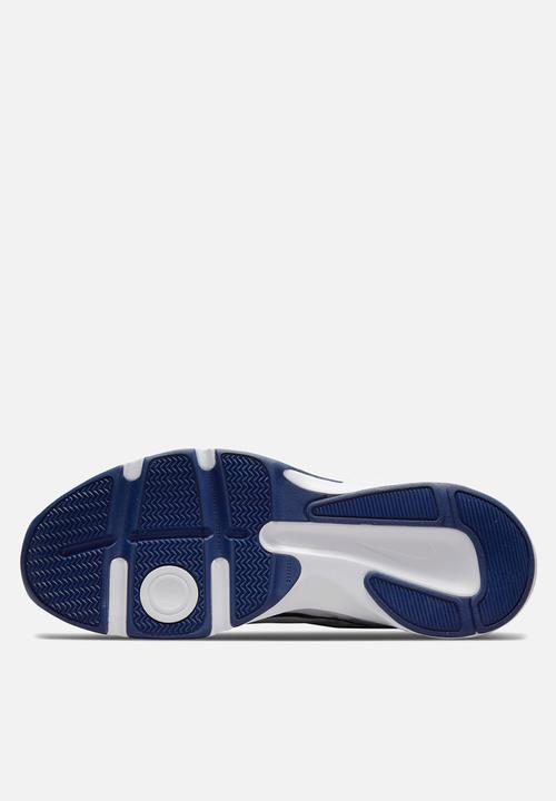 Nike - Defy All Day