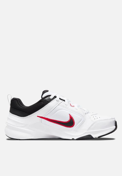Nike - Defy All Day