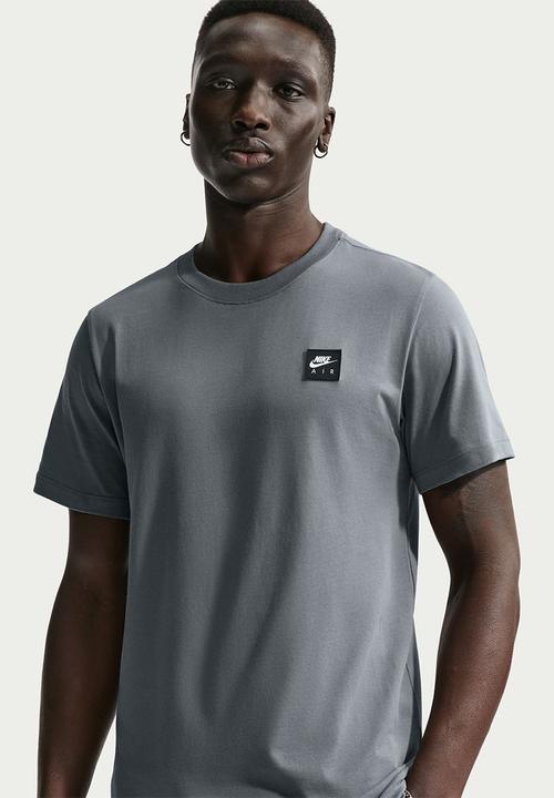 Nike - NSW Standard AIR Patch Tee - Black