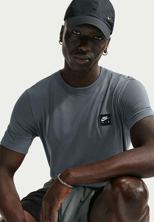 Nike - NSW Standard AIR Patch Tee - Black